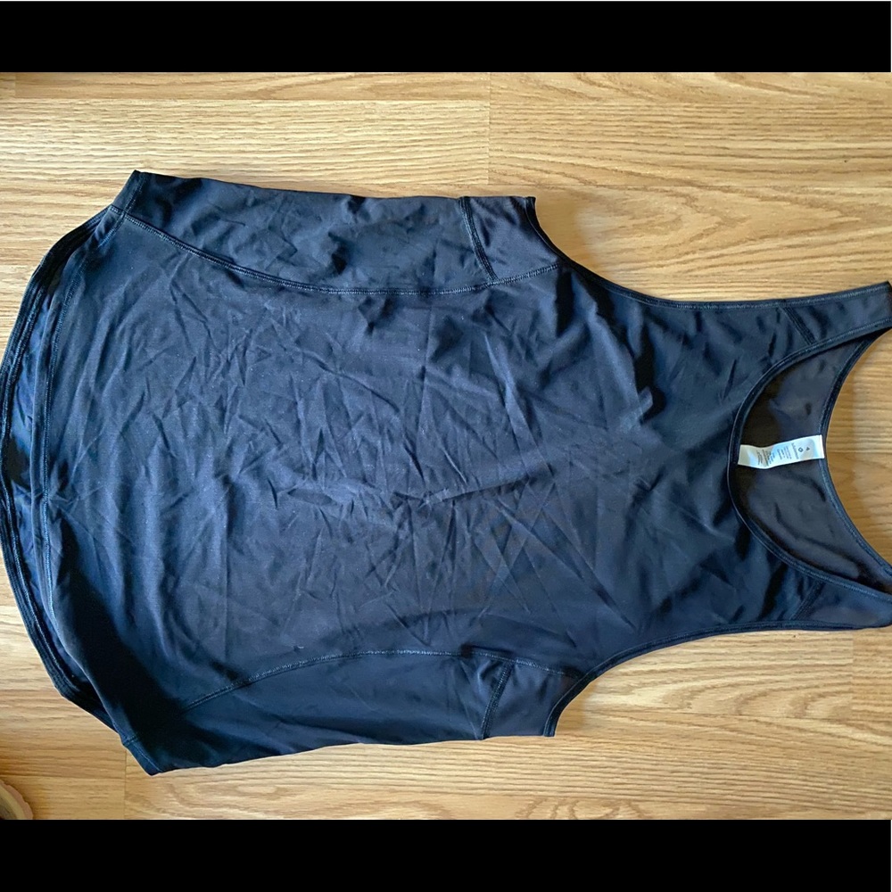 Lululemon top